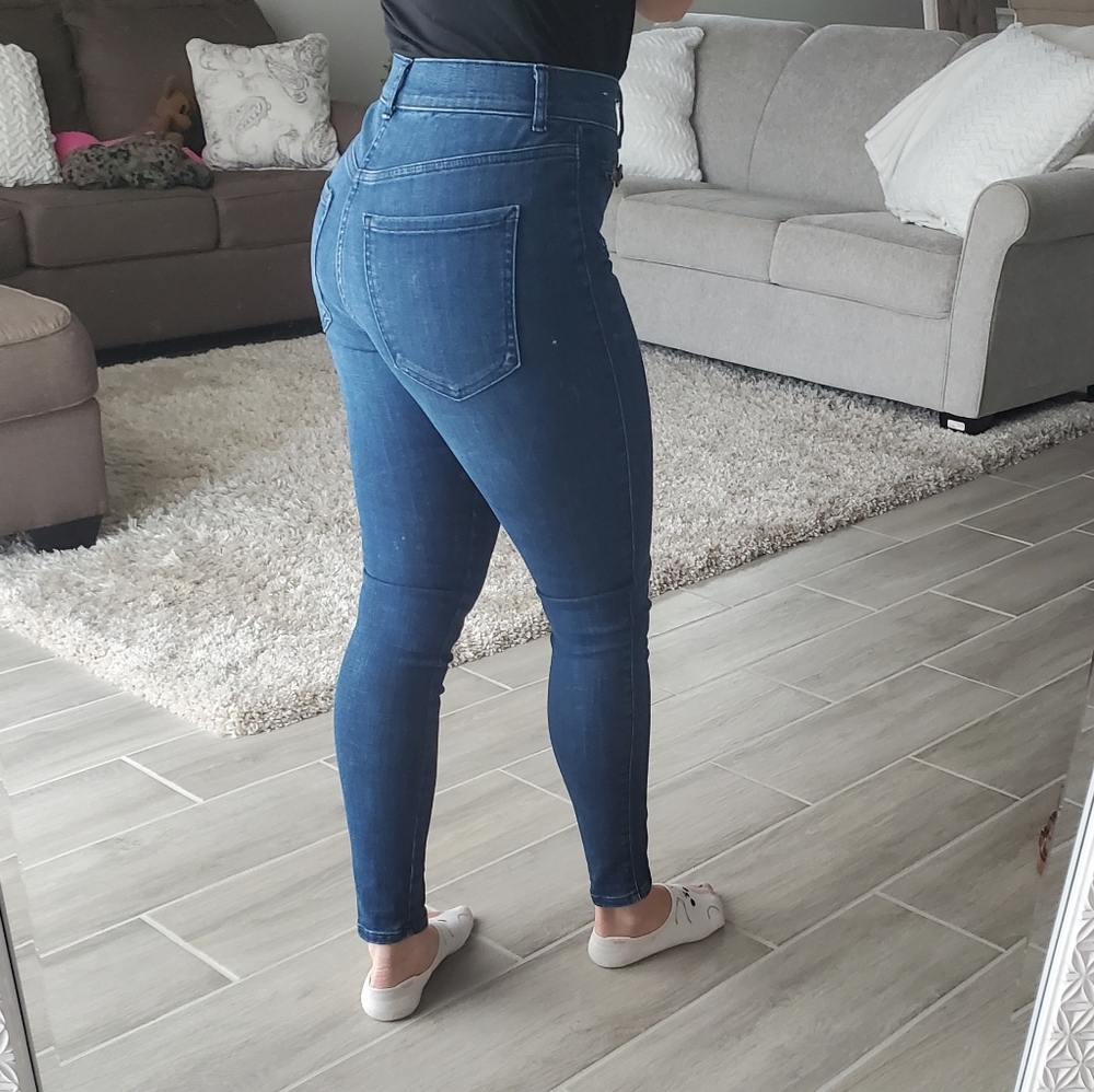 Express Jeans size 4 Regular